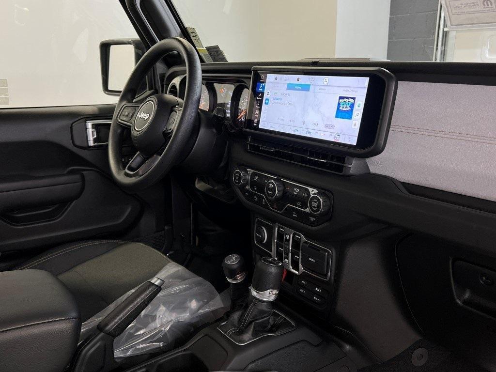 new 2025 Jeep Gladiator car, priced at $38,507
