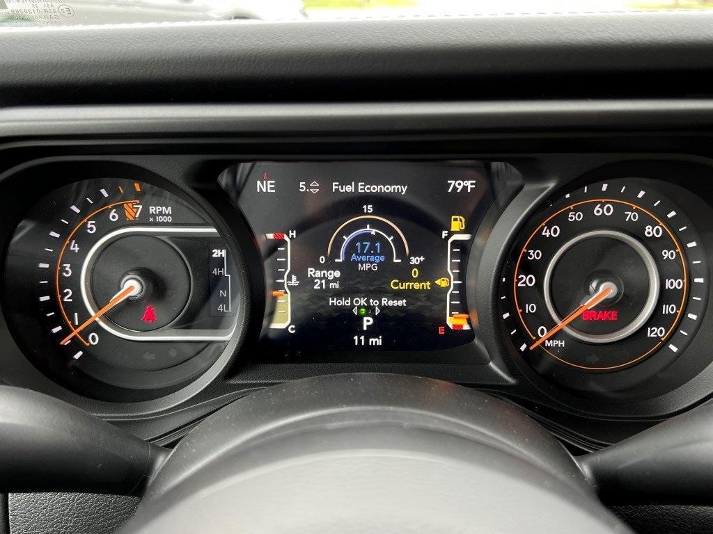 new 2025 Jeep Gladiator car, priced at $44,036