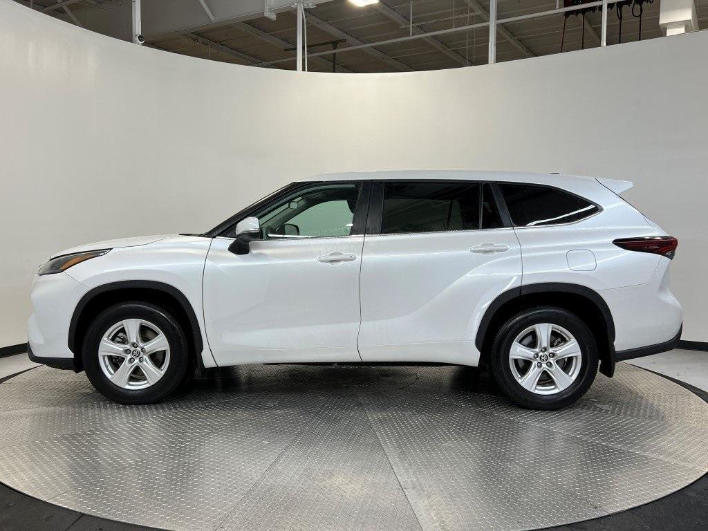 used 2024 Toyota Highlander car, priced at $36,700