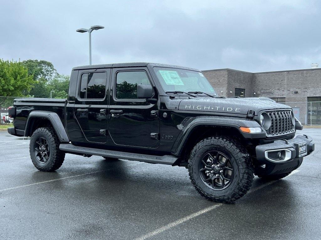 new 2025 Jeep Gladiator car, priced at $44,572