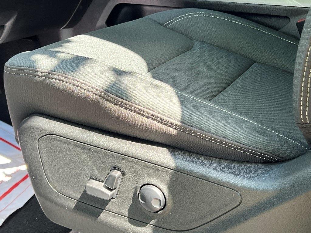 new 2025 Ram 1500 car, priced at $50,429