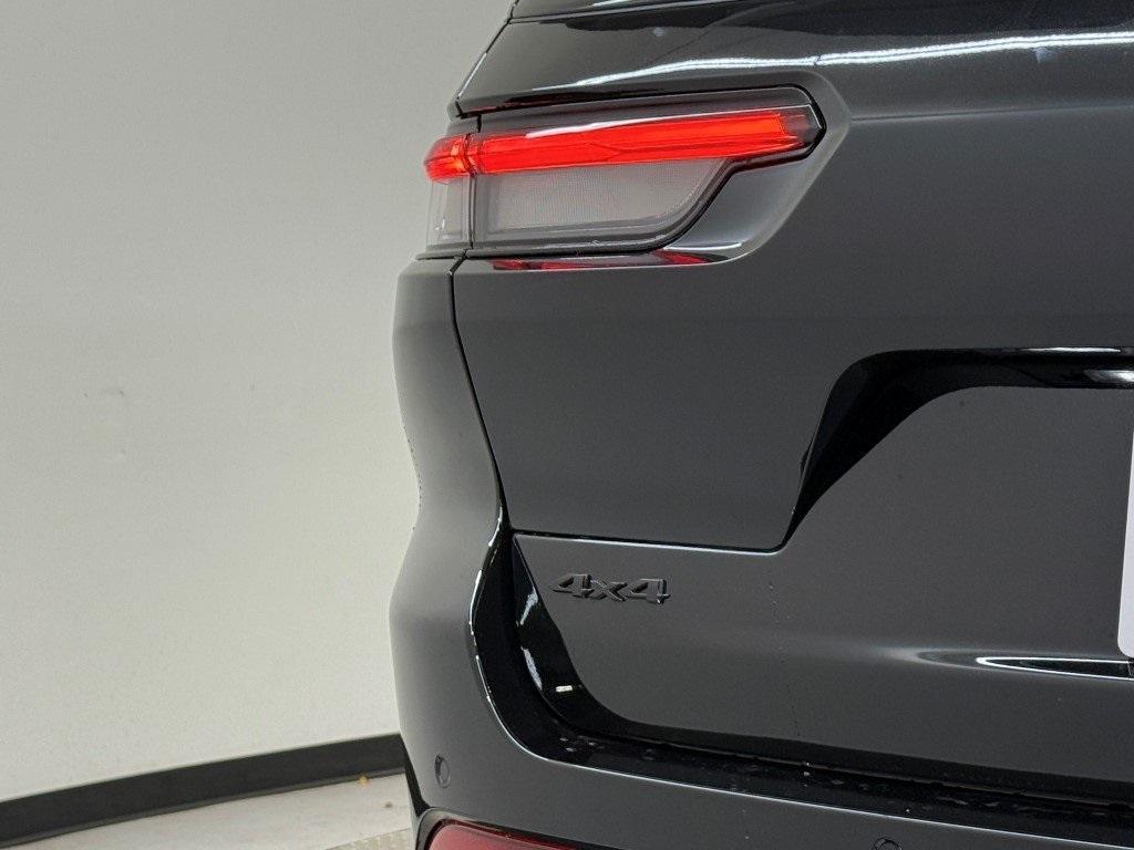 new 2025 Jeep Grand Cherokee L car, priced at $50,178