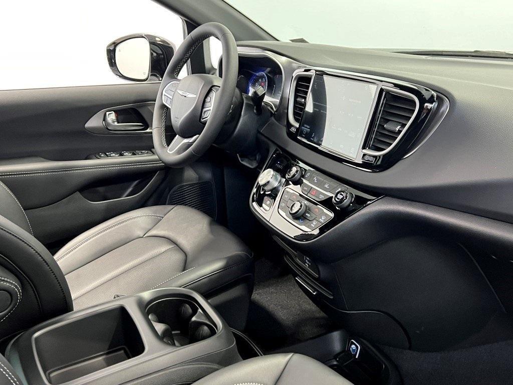 new 2026 Chrysler Voyager car, priced at $39,120