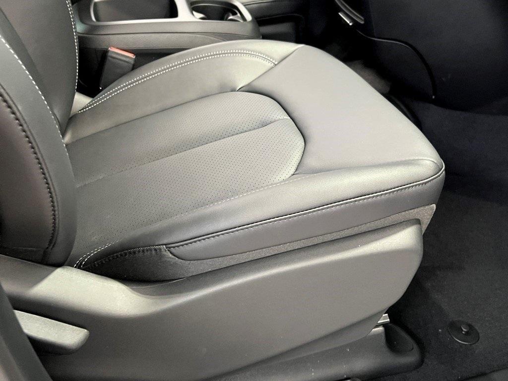 new 2026 Chrysler Voyager car, priced at $39,120