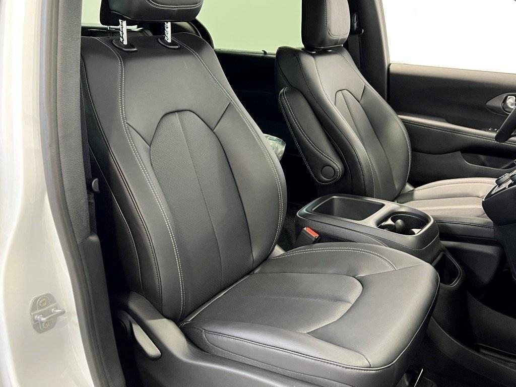 new 2026 Chrysler Voyager car, priced at $39,120