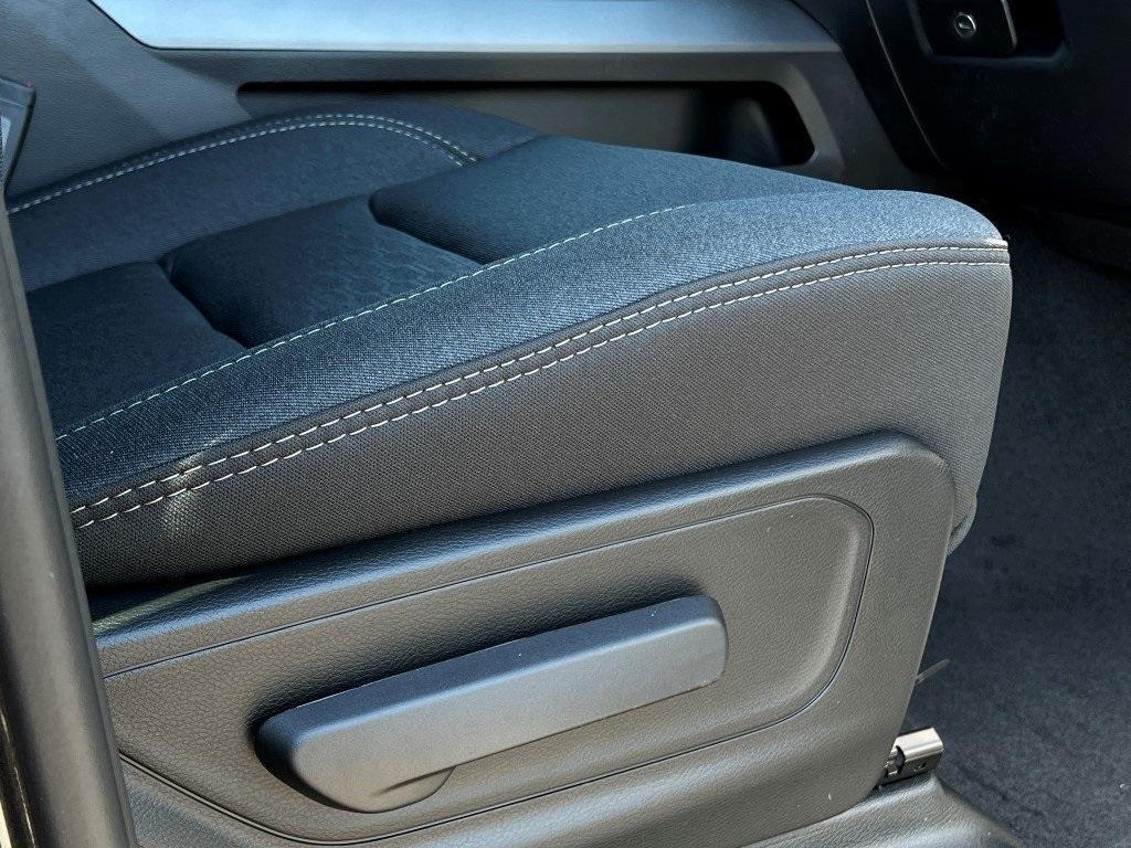 new 2025 Ram 1500 car, priced at $52,107