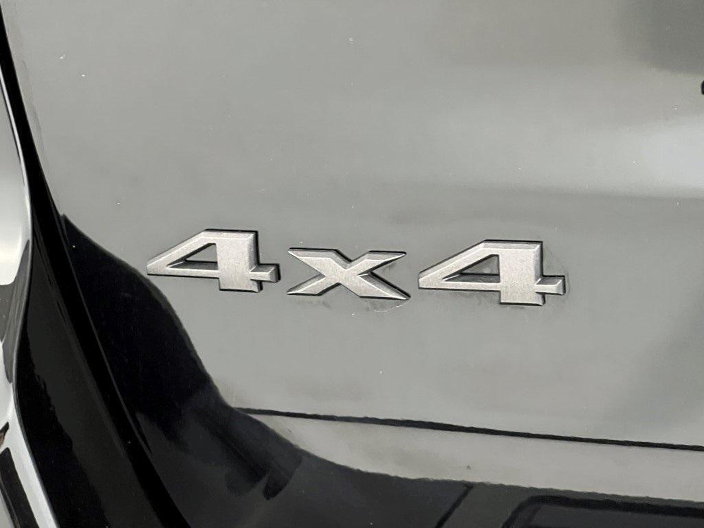 used 2021 Jeep Grand Cherokee car, priced at $29,900