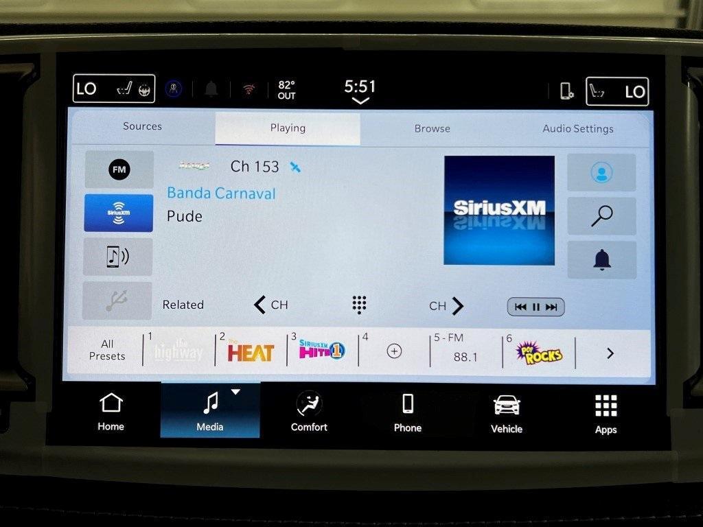 new 2025 Chrysler Pacifica car, priced at $42,577