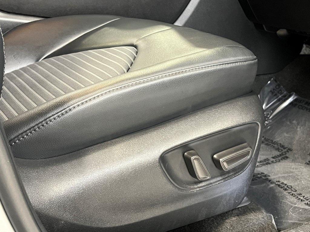 used 2023 Toyota Highlander car, priced at $40,700