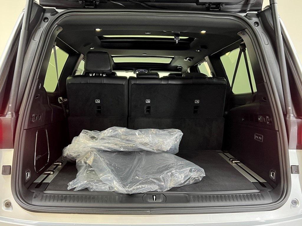 new 2025 Jeep Wagoneer L car, priced at $72,115