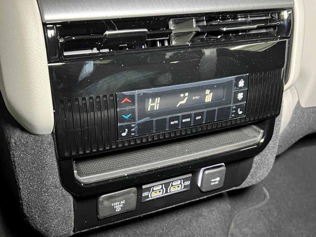 new 2025 Jeep Wagoneer L car, priced at $71,804