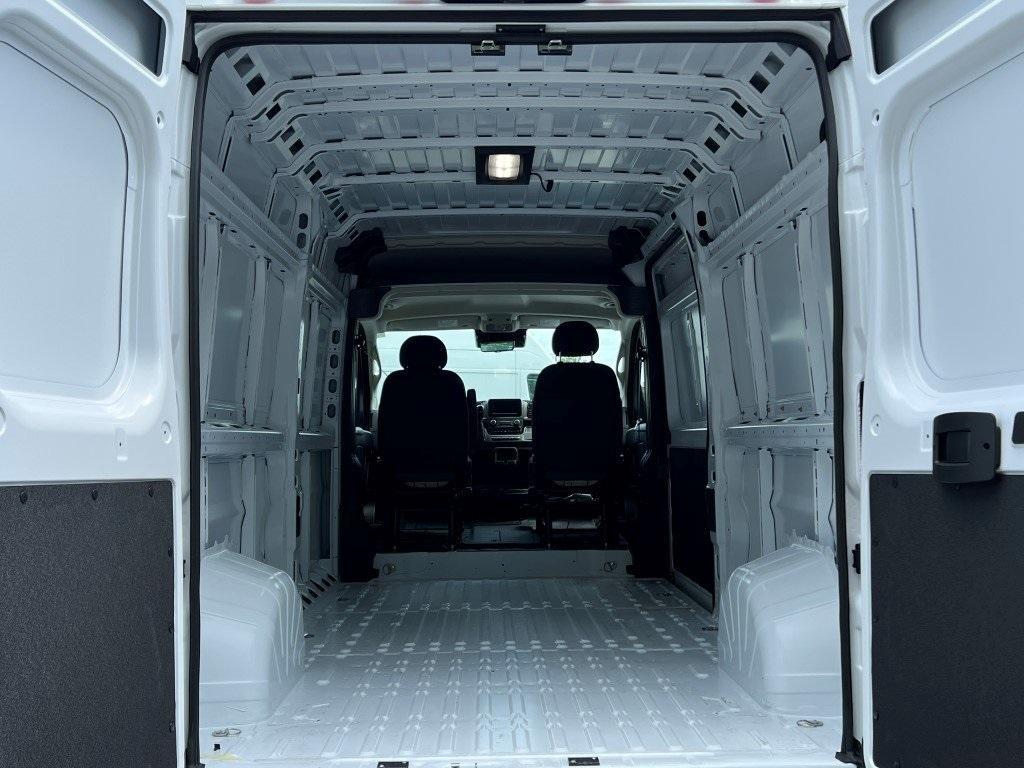 new 2025 Ram ProMaster 2500 car, priced at $49,699