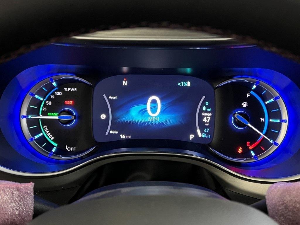 new 2025 Chrysler Pacifica Hybrid car, priced at $54,945