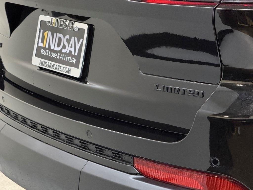 new 2025 Jeep Grand Cherokee L car, priced at $50,178