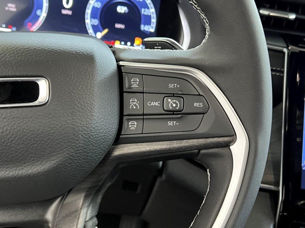 new 2025 Jeep Grand Cherokee L car, priced at $46,804