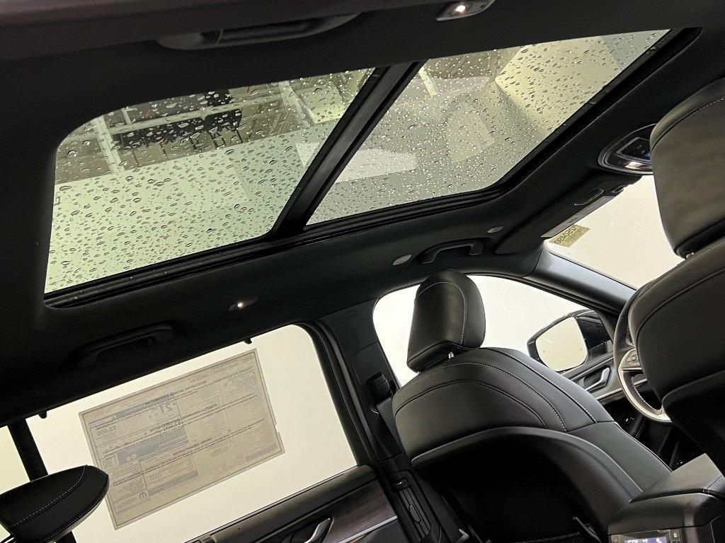 new 2025 Jeep Grand Cherokee L car, priced at $46,804