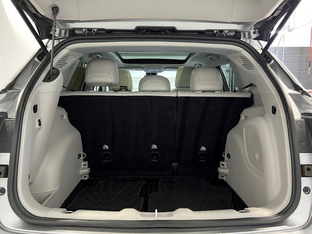 used 2022 Jeep Compass car, priced at $23,000