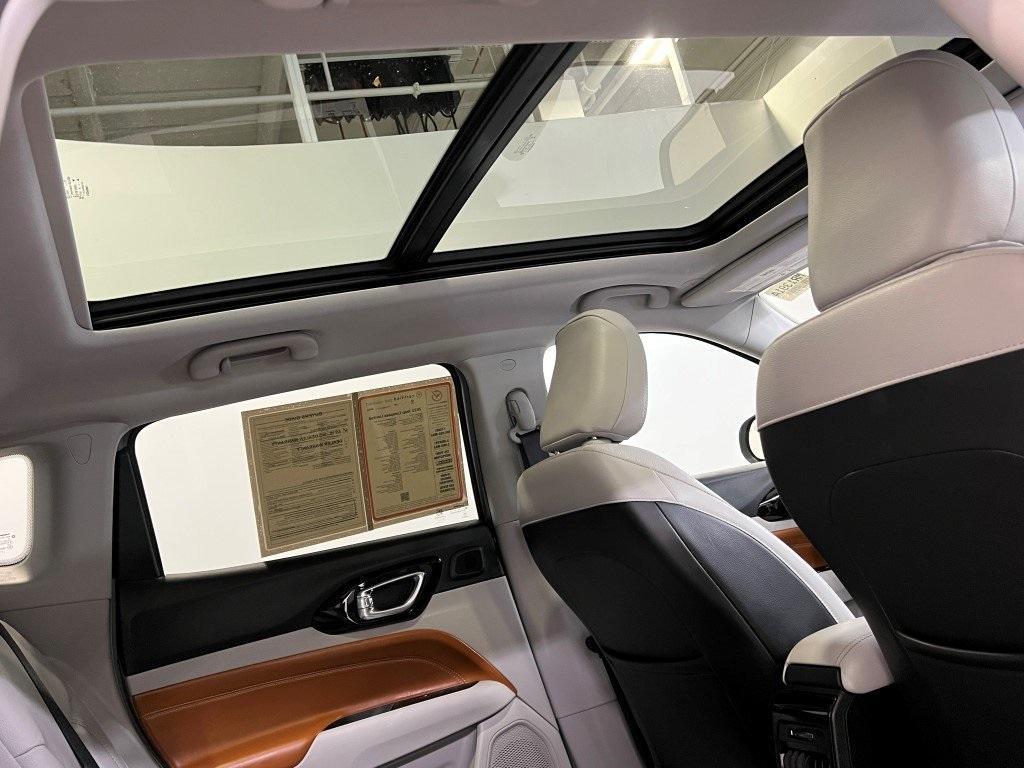used 2022 Jeep Compass car, priced at $23,000