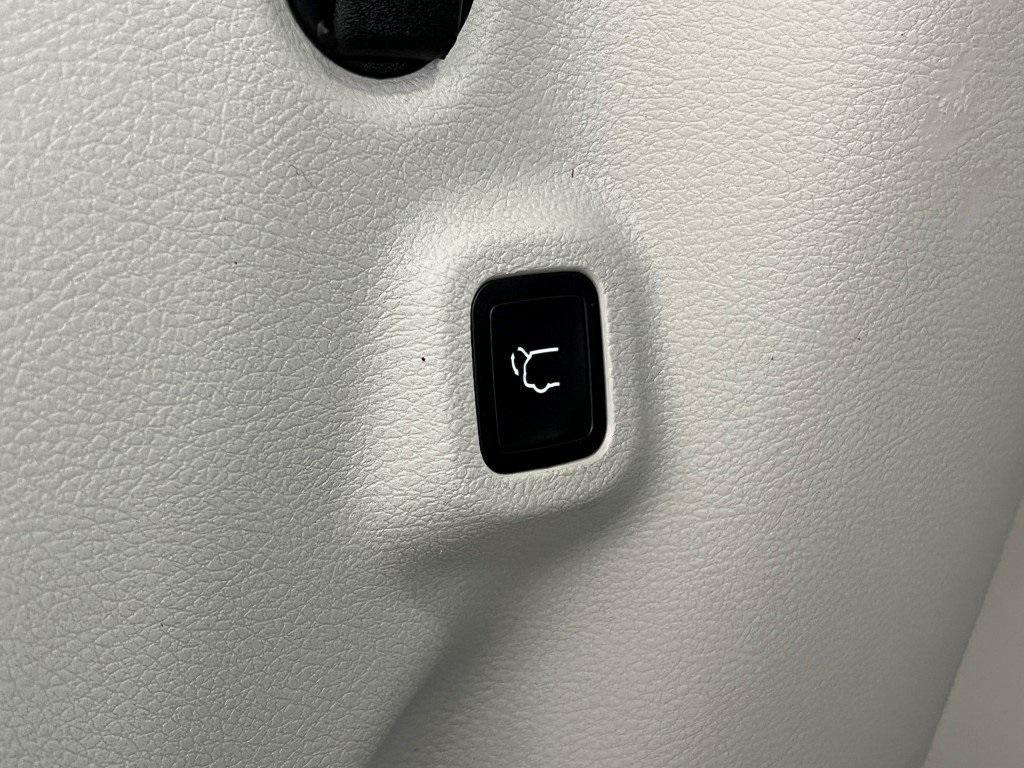 used 2022 Jeep Compass car, priced at $23,000
