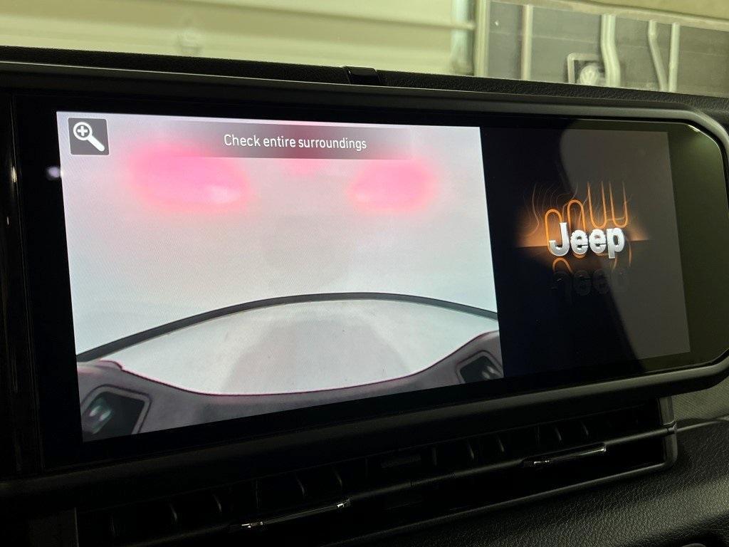 new 2025 Jeep Gladiator car, priced at $43,999