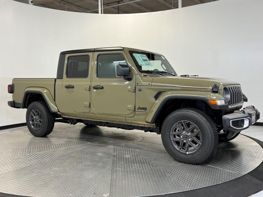 new 2025 Jeep Gladiator car, priced at $44,499