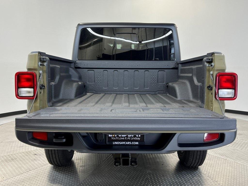new 2025 Jeep Gladiator car, priced at $43,999