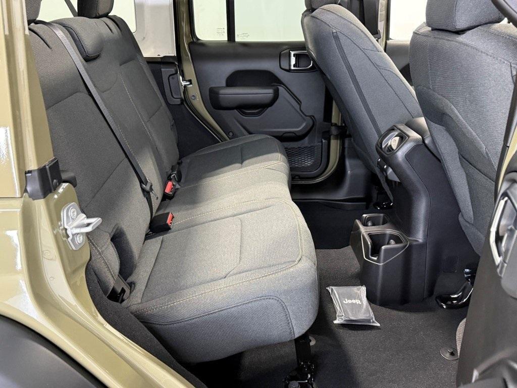 new 2025 Jeep Wrangler car, priced at $47,733