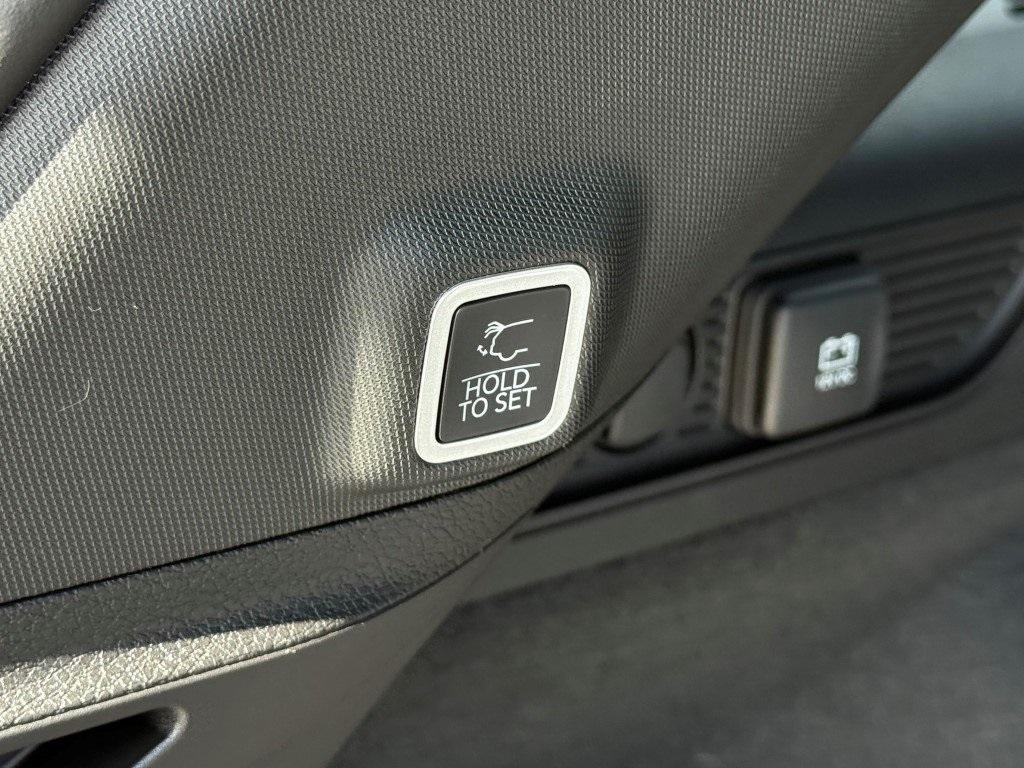 new 2025 Jeep Grand Cherokee car, priced at $57,261