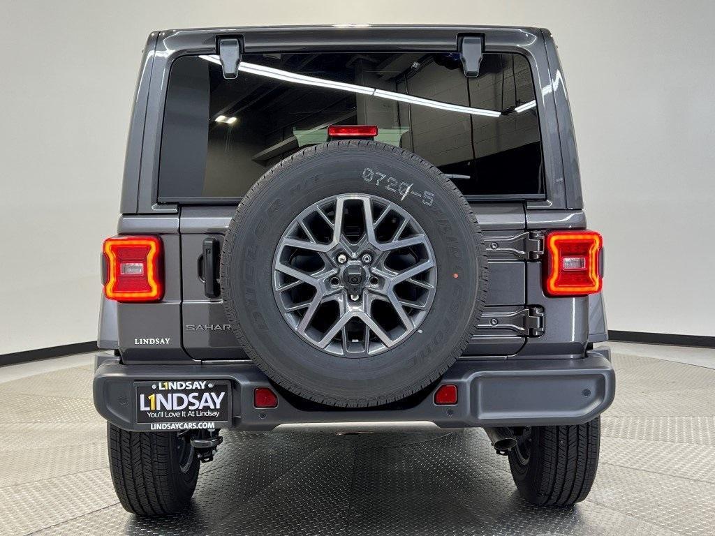 new 2025 Jeep Wrangler car, priced at $47,455