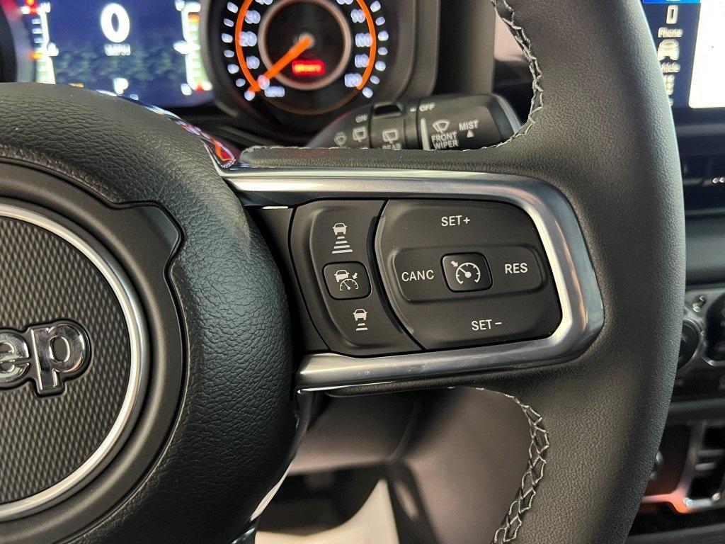 new 2025 Jeep Wrangler car, priced at $47,455