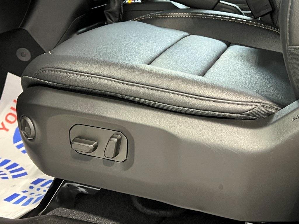 new 2025 Jeep Wrangler car, priced at $47,455