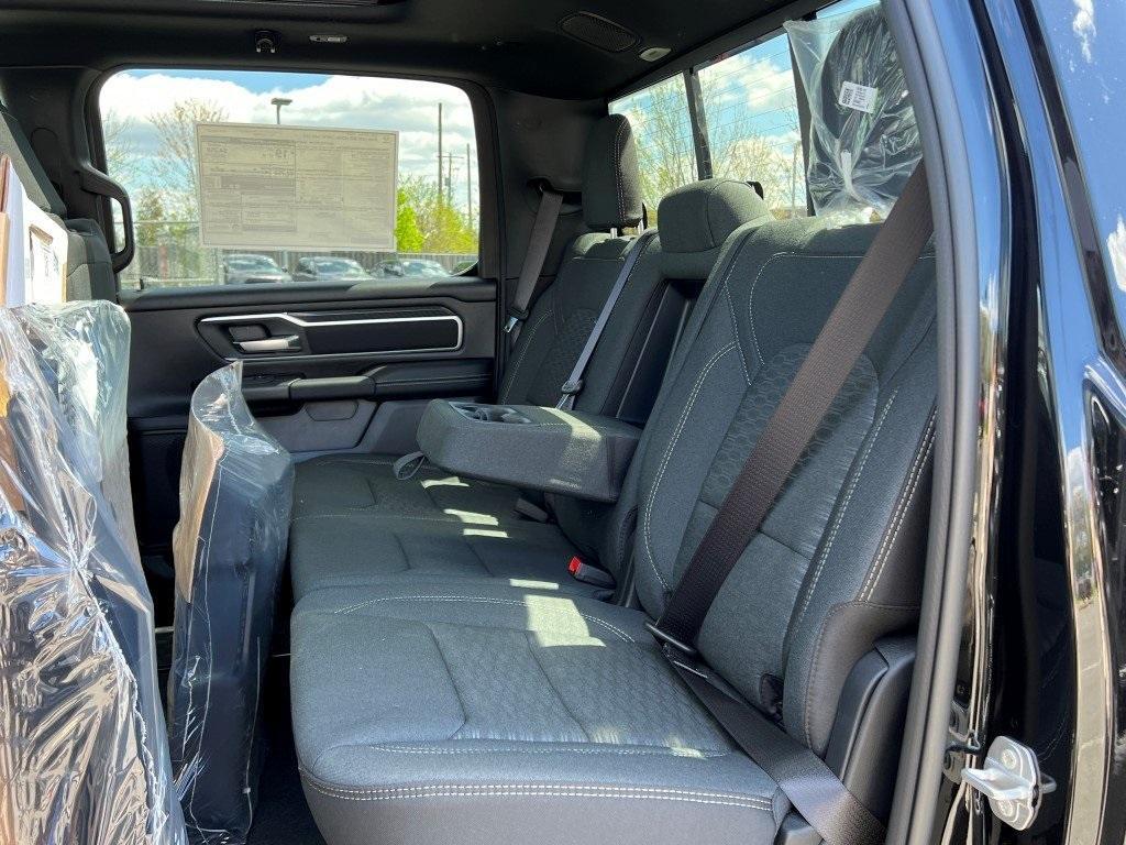 new 2025 Ram 1500 car, priced at $54,162