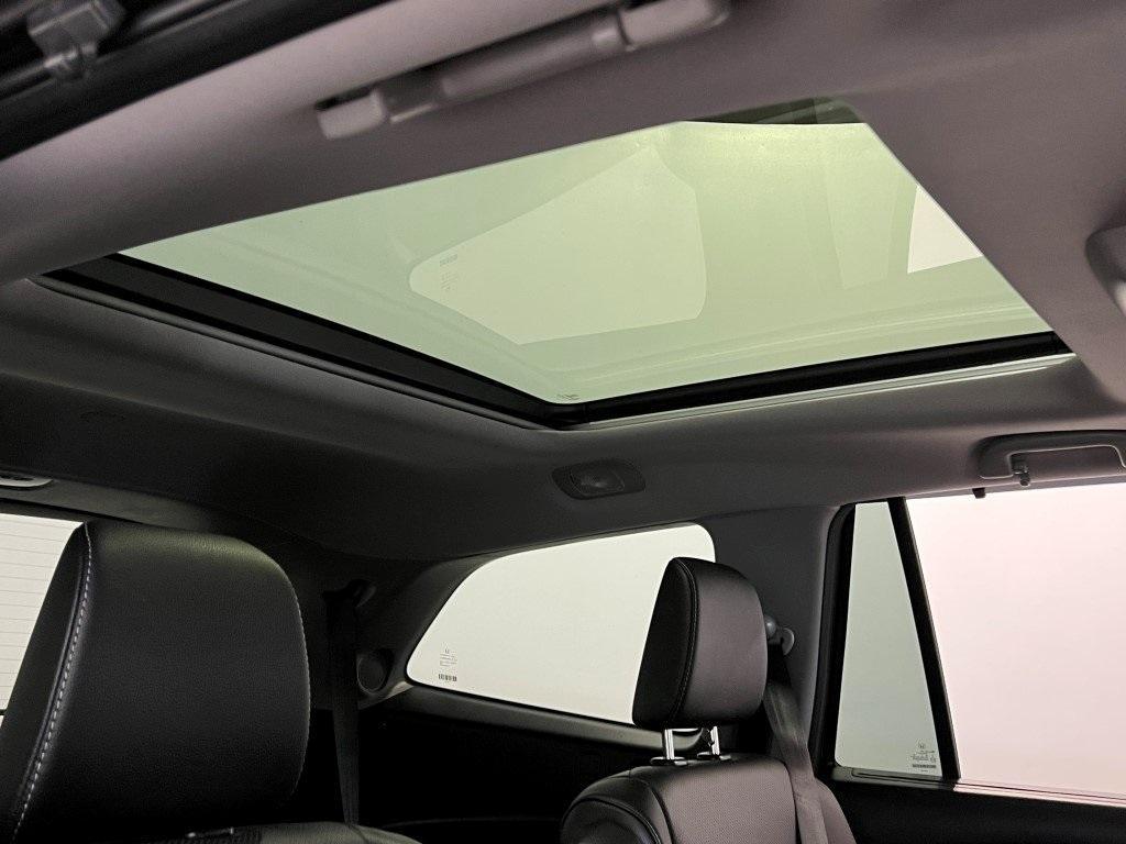 used 2022 Honda Pilot car, priced at $35,200