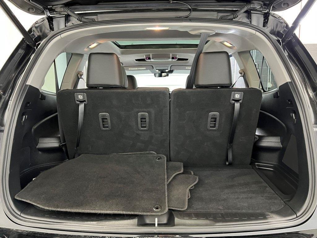 used 2022 Honda Pilot car, priced at $35,200