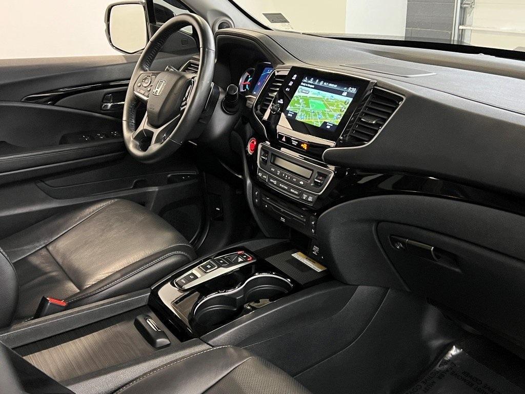 used 2022 Honda Pilot car, priced at $35,200