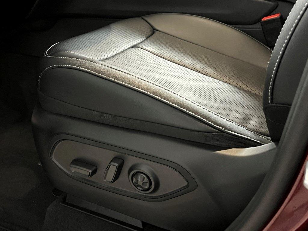 new 2025 Jeep Grand Cherokee car, priced at $47,862