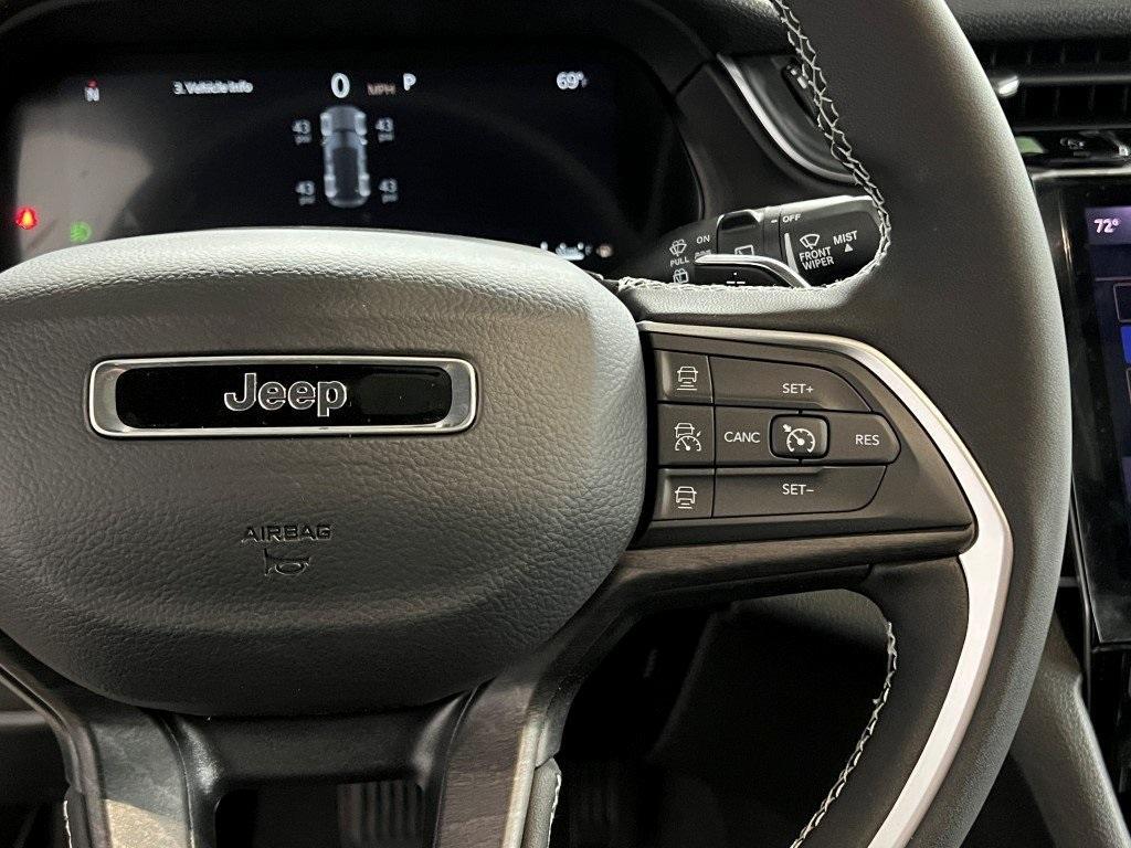 new 2025 Jeep Grand Cherokee car, priced at $47,862