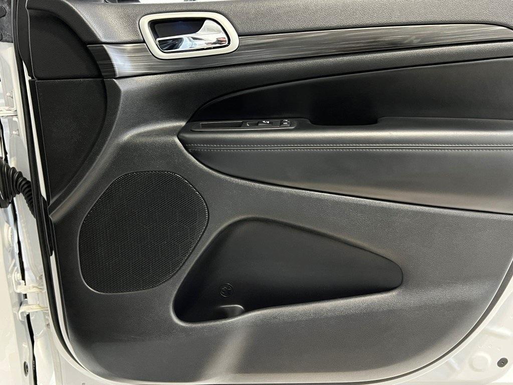 used 2021 Jeep Grand Cherokee car, priced at $26,300