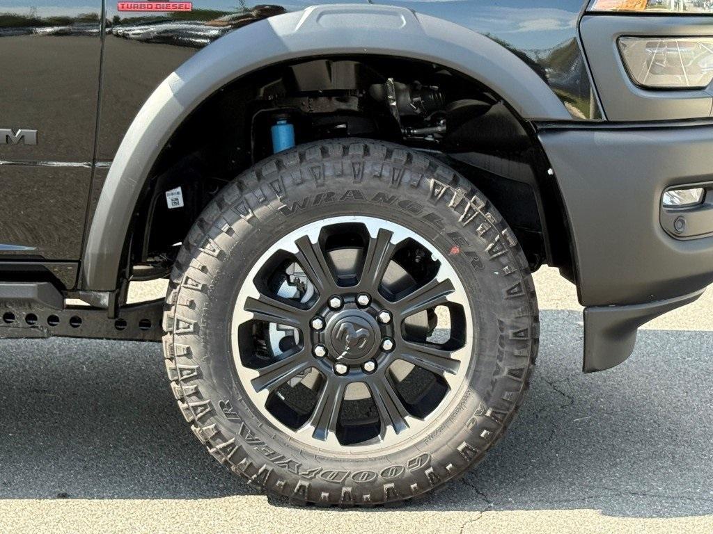 new 2025 Ram 2500 car, priced at $79,472