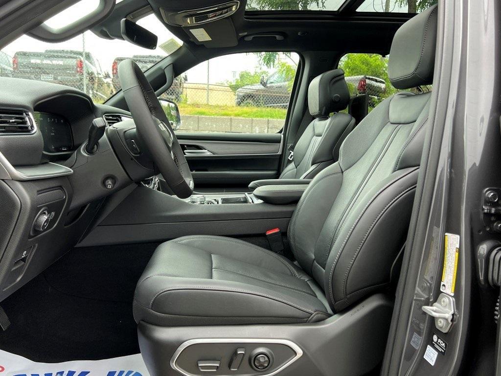 new 2025 Jeep Wagoneer car, priced at $78,415