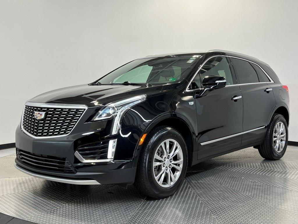 used 2022 Cadillac XT5 car, priced at $32,300