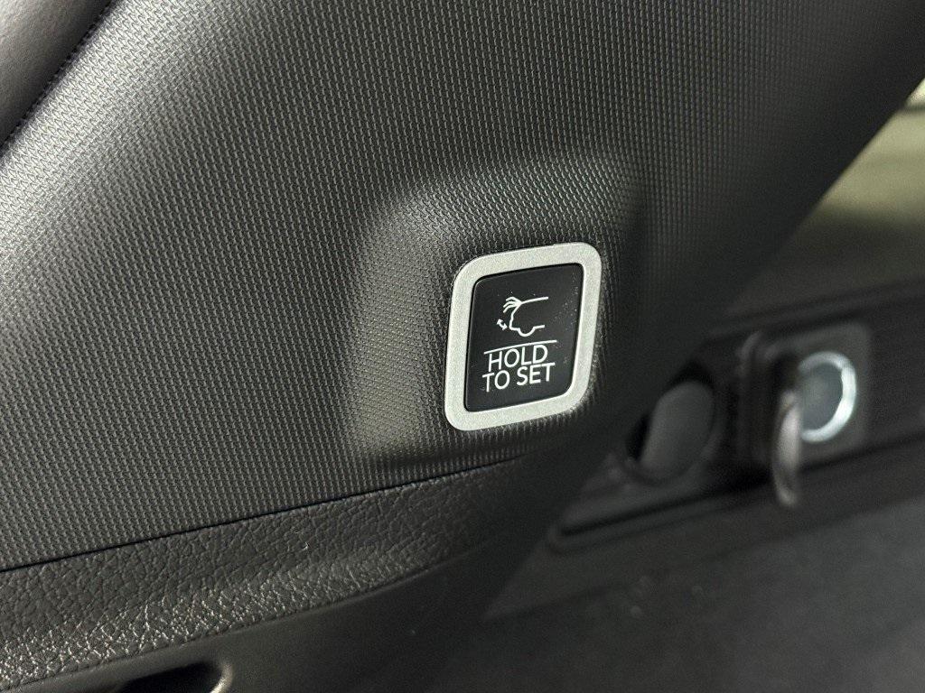 new 2025 Jeep Grand Cherokee car, priced at $57,261