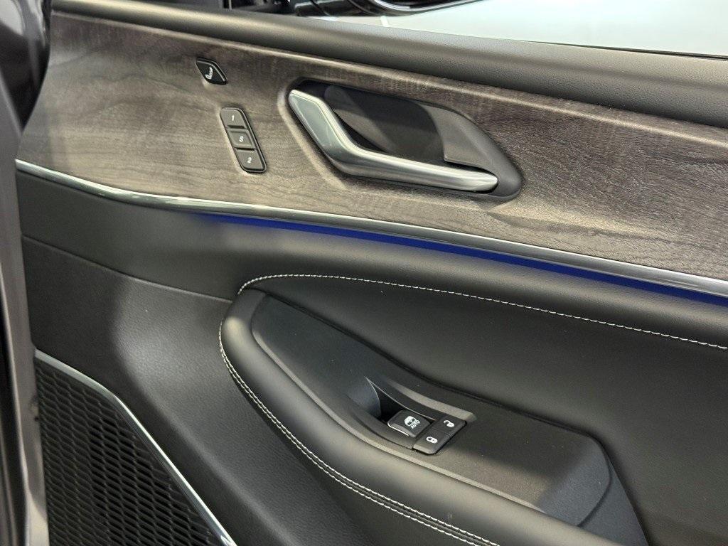 new 2025 Jeep Grand Cherokee car, priced at $57,261