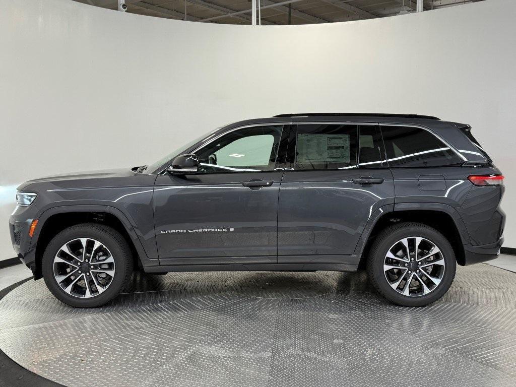 new 2025 Jeep Grand Cherokee car, priced at $57,261