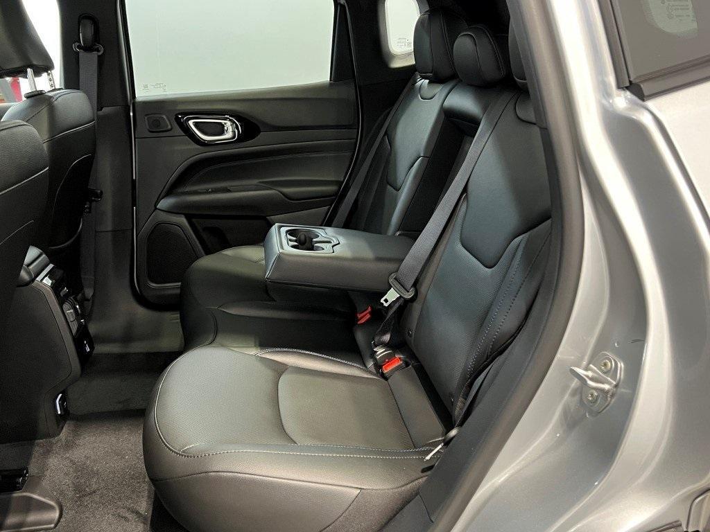 new 2025 Jeep Compass car, priced at $37,928