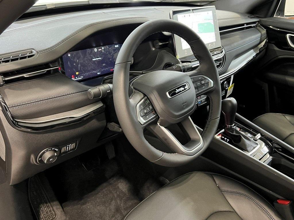 new 2025 Jeep Compass car, priced at $37,928