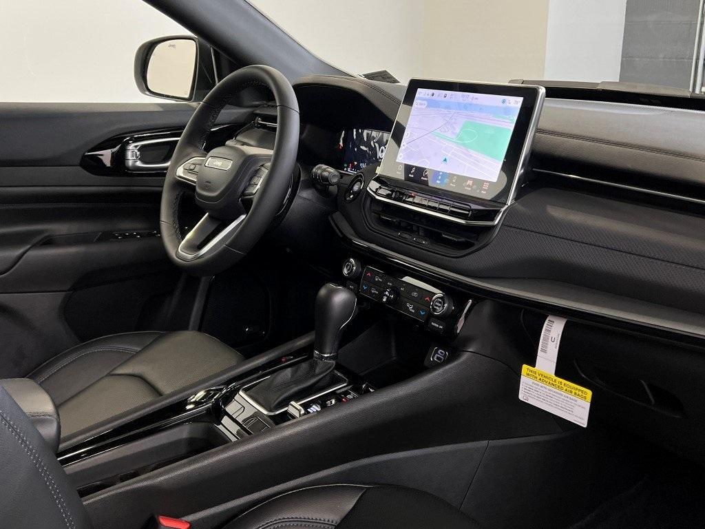 new 2025 Jeep Compass car, priced at $37,928