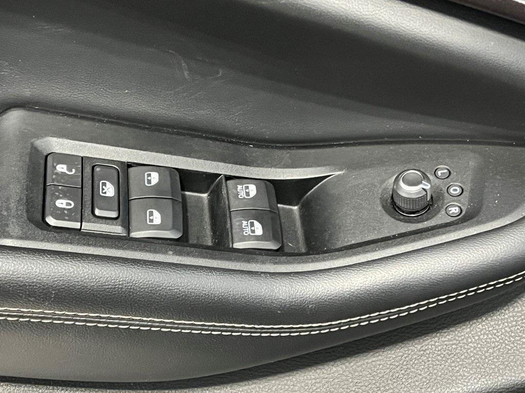 used 2022 Jeep Grand Cherokee L car, priced at $31,500
