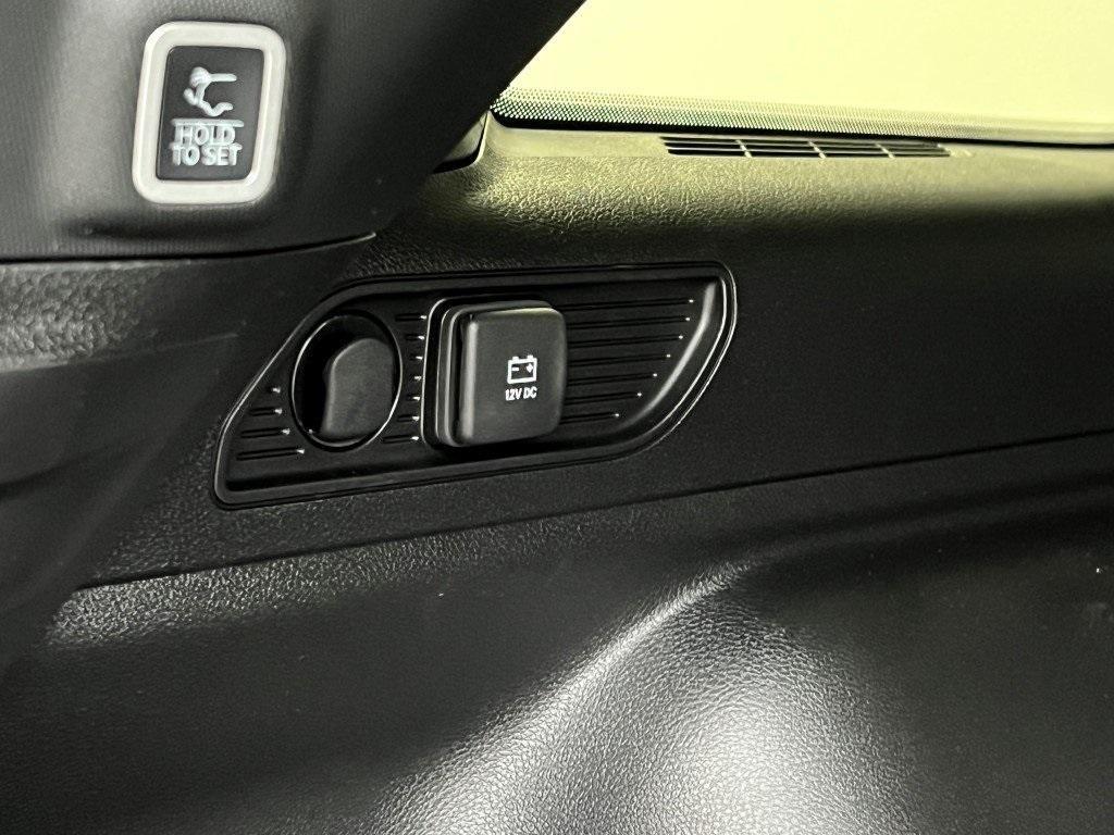 new 2025 Jeep Grand Cherokee car, priced at $41,668