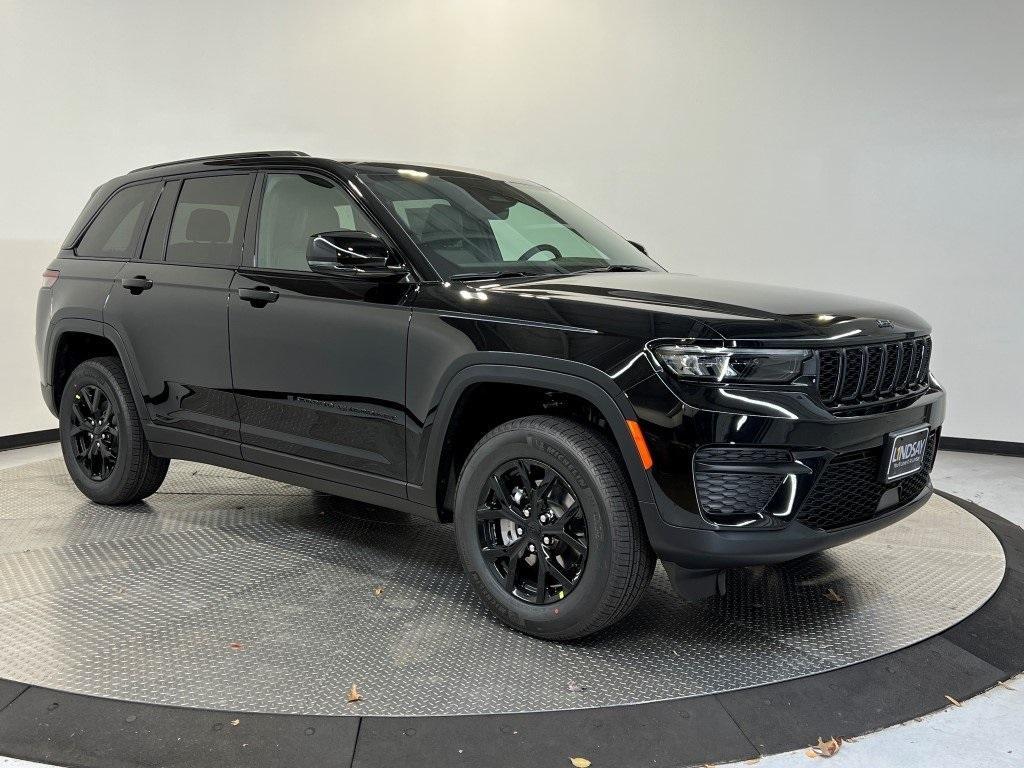 new 2025 Jeep Grand Cherokee car, priced at $41,668